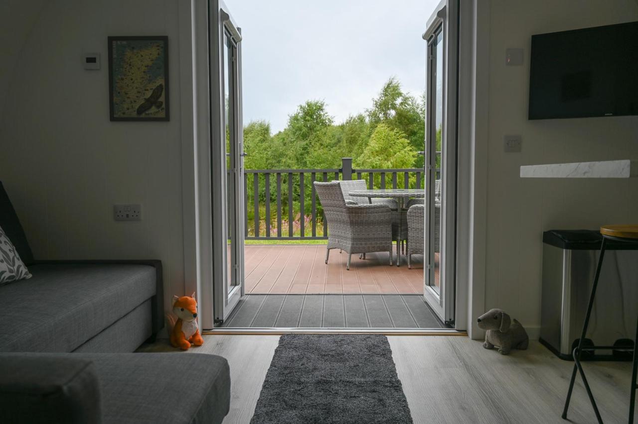 Newmore Highland Pods With Hot Tubs On Nc500 Holiday home