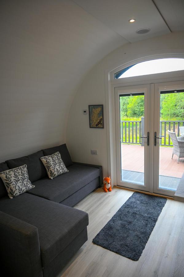 Newmore Highland Pods With Hot Tubs On Nc500 Invergordon