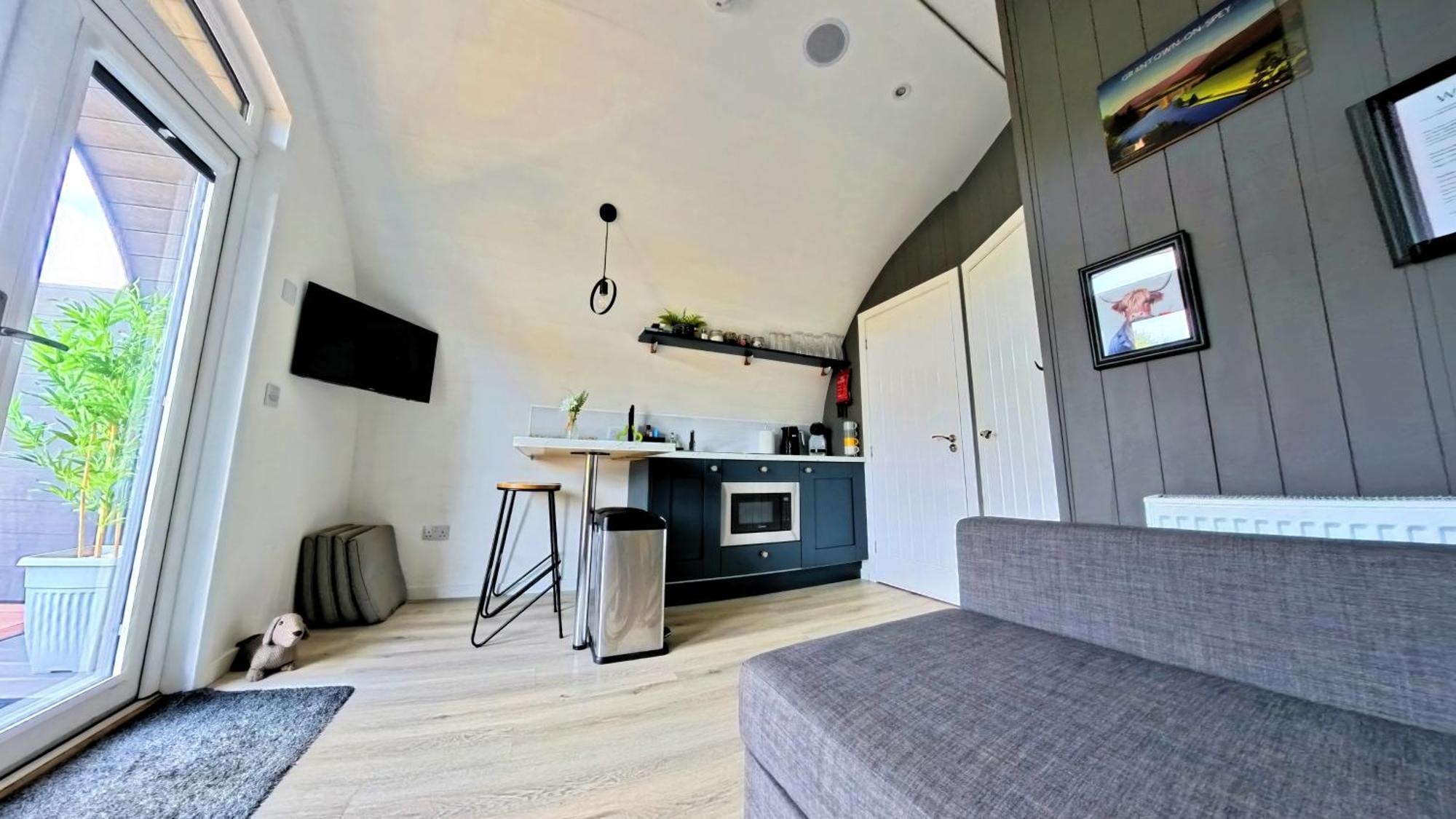 Newmore Highland Pods With Hot Tubs On Nc500
